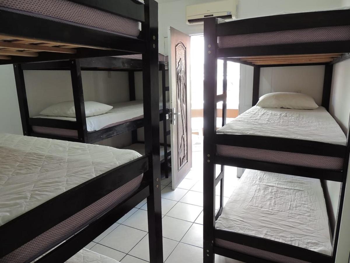 Positive Hostel Balneário Camboriú Extérieur photo